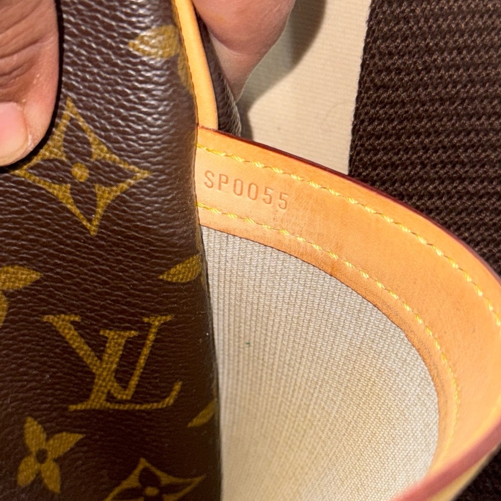 Louis Vuitton Reporter Pm - Picture 7 of 11